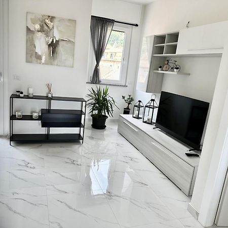 Apartmán Casa La Rosa Lesa Exteriér fotografie